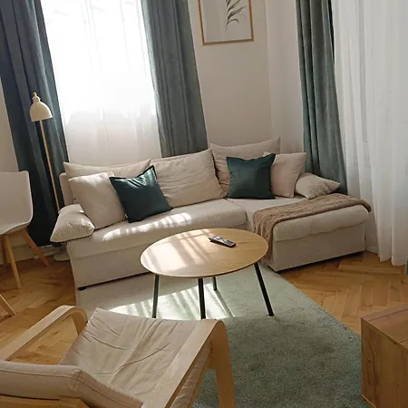Seventh House No14 * Krakkó